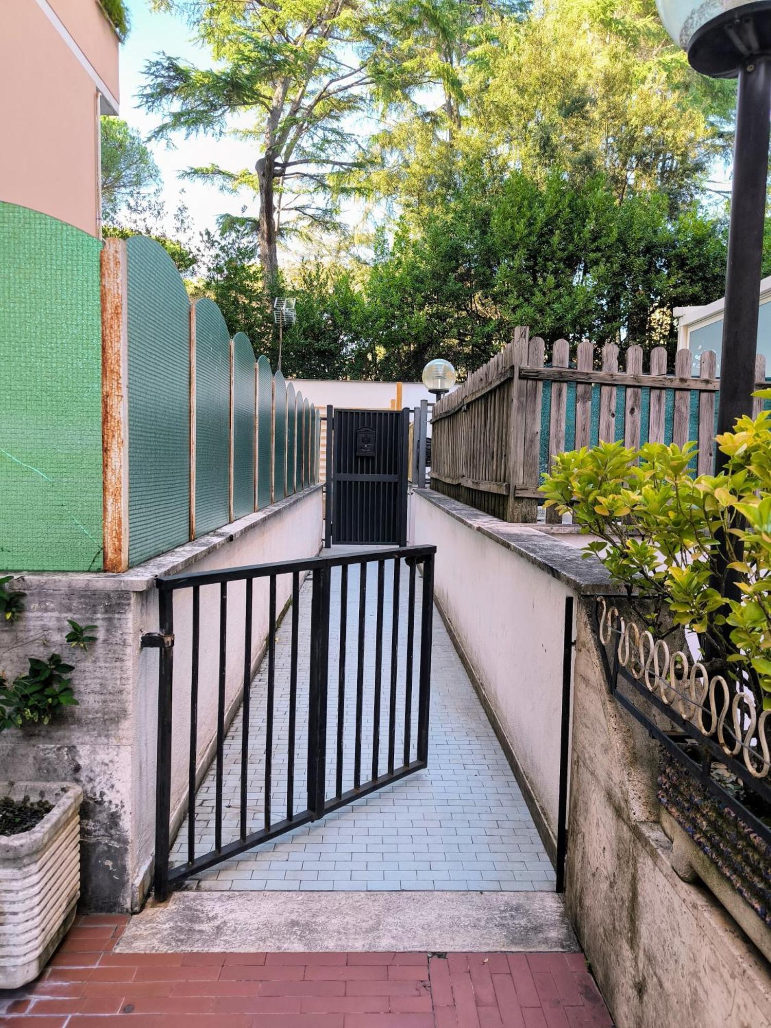ローマA Casa Di Pieroアパートメント エクステリア 写真